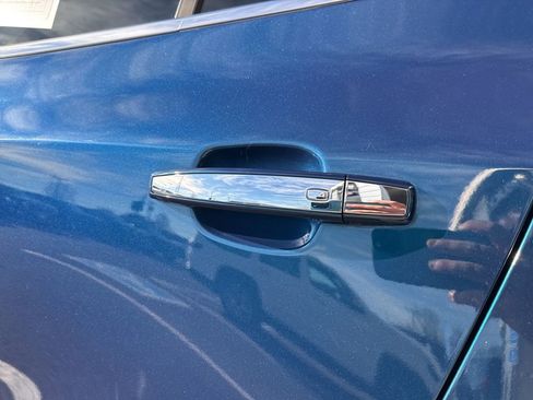 Used 2019 Buick Encore Essence w/ Experience Buick Package image 10