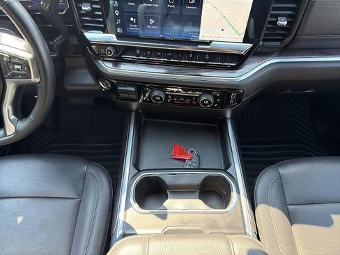 Used 2025 Chevrolet Silverado 2500 LTZ w/ LTZ Plus Package AWD/4WD image 20