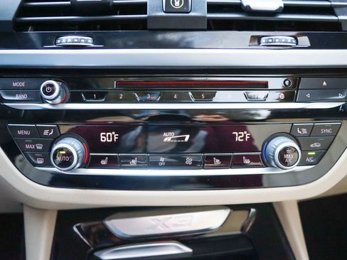 Used 2019 BMW X3 sDrive30i w/ Premium Package image 41