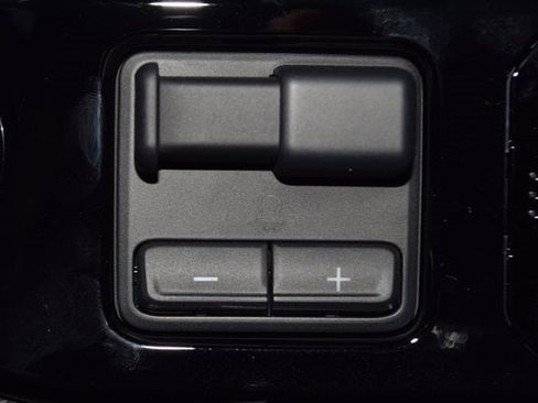 New 2025 Chevrolet Silverado 1500 LTZ w/ LTZ Premium Package image 35