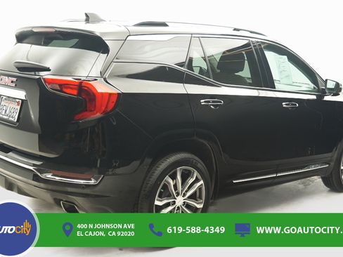Used 2018 GMC Terrain Denali w/ Driver Alert Package II FWD image 6