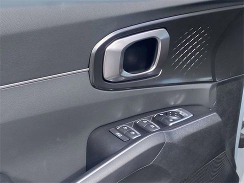 New 2026 Kia Sorento EX image 13