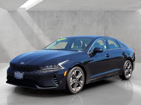 Used 2021 Kia K5 EX FWD image 9
