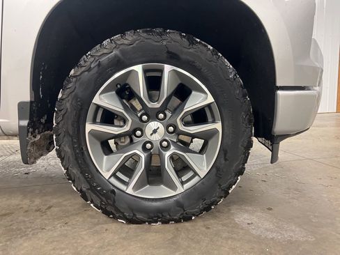 Used 2022 Chevrolet Silverado 1500 RST image 17