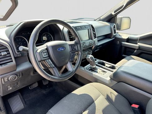 Used 2019 Ford F150 XLT w/ Equipment Group 302A Luxury AWD/4WD image 2