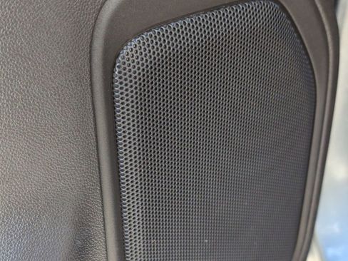 Used 2021 Chevrolet Silverado 1500 LT w/ Bed Protection Package image 19