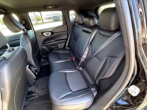 New 2026 Jeep Compass Latitude AWD/4WD image 21