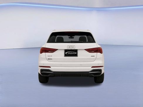 Used 2021 Audi Q3 2.0T Premium w/ Convenience Package AWD/4WD image 7