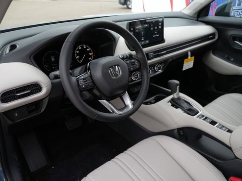 New 2027 Honda HR-V EX-L image 15