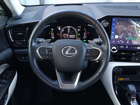 Used 2025 Lexus NX 450h+ AWD w/ Luxury Package image 31