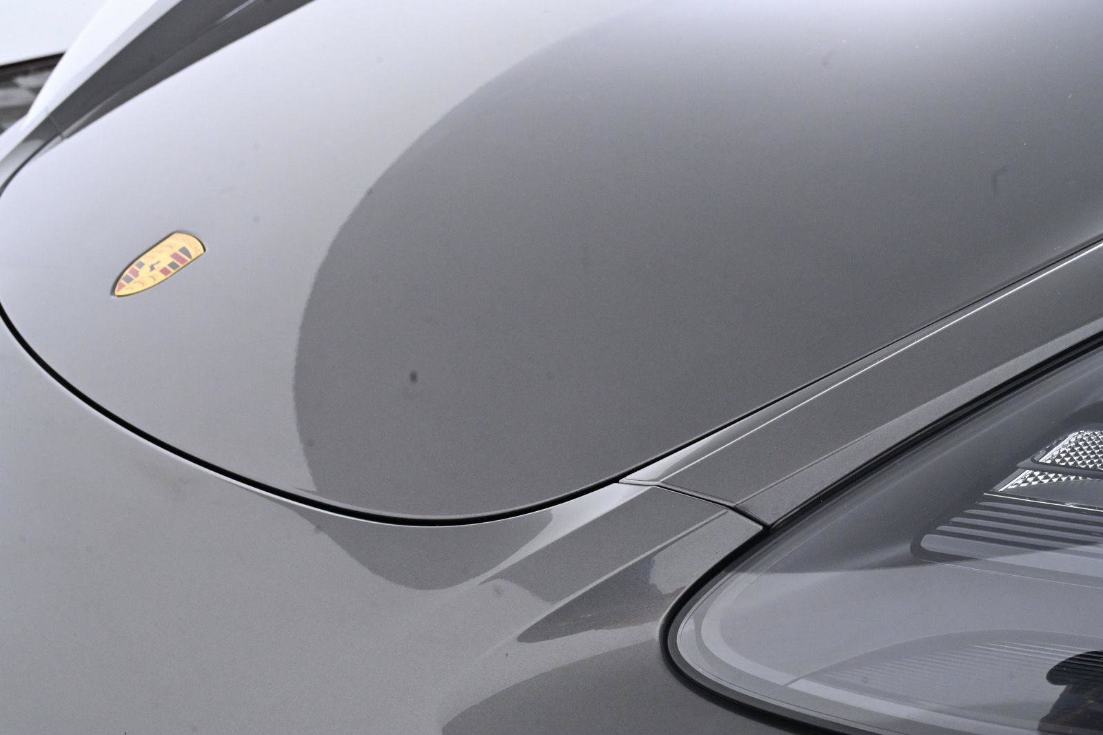 Used 2018 Porsche 718 Cayman GTS RWD image 14