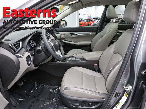 Used 2023 INFINITI QX50 Luxe AWD/4WD image 14