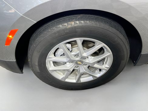 Used 2023 Chevrolet Equinox LS w/ LS Convenience Package FWD image 14