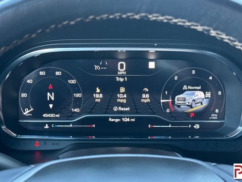 Certified 2022 GMC Yukon AT4 w/ Max Trailering Package AWD/4WD image 31