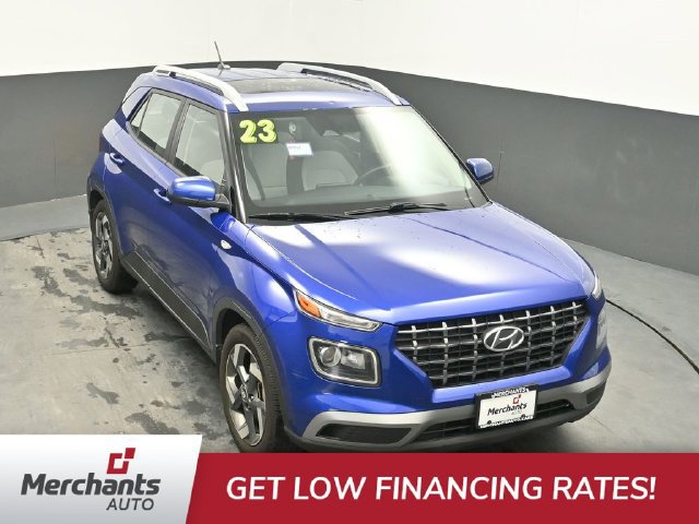 Used 2023 Hyundai Venue SEL FWD image 25