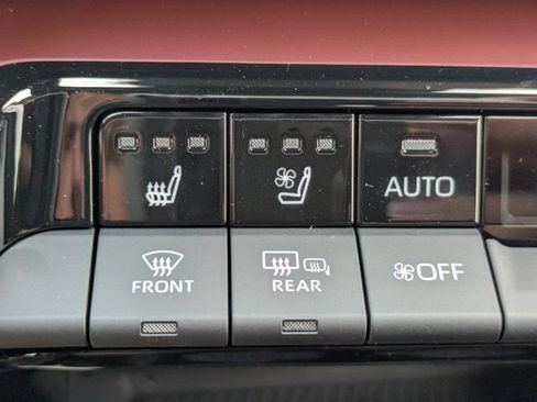 New 2026 Toyota Prius Plug-In Hybrid FWD image 22