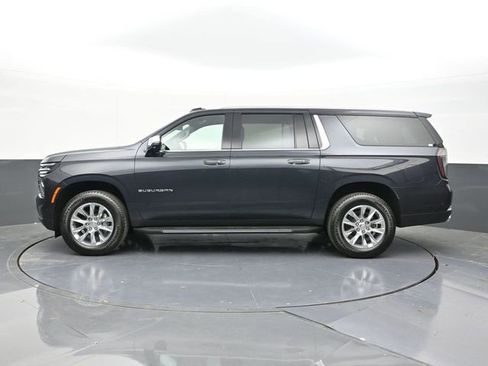 New 2025 Chevrolet Suburban Premier w/ Sun And Tow Package image 10