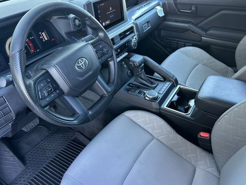 Certified 2025 Toyota Tacoma SR5 image 9