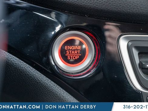 Used 2022 Honda Pilot Elite image 11