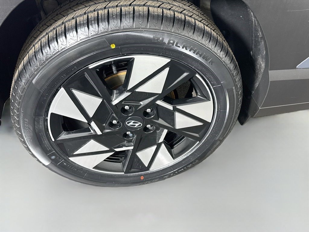 Used 2024 Hyundai Kona SEL w/ Convenience Package FWD image 31