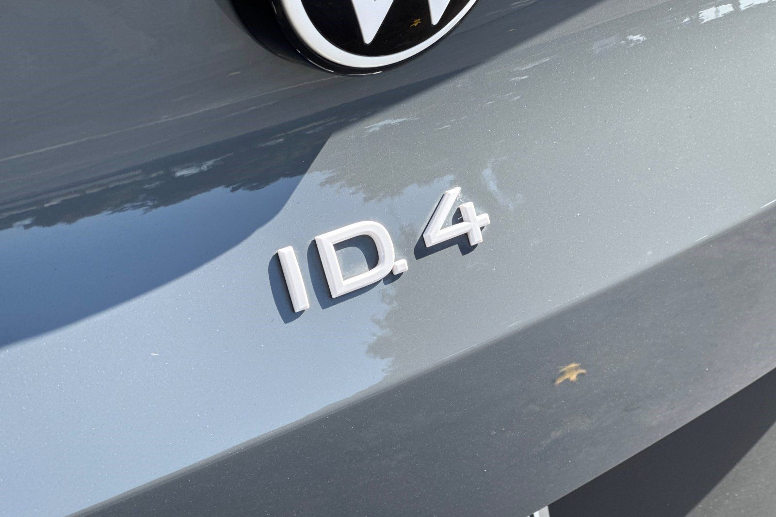 Used 2024 Volkswagen ID.4 Pro RWD image 39