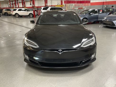 Used 2021 Tesla Model S Long Range Plus image 3