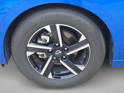 Used 2025 Nissan Sentra SV FWD image 23