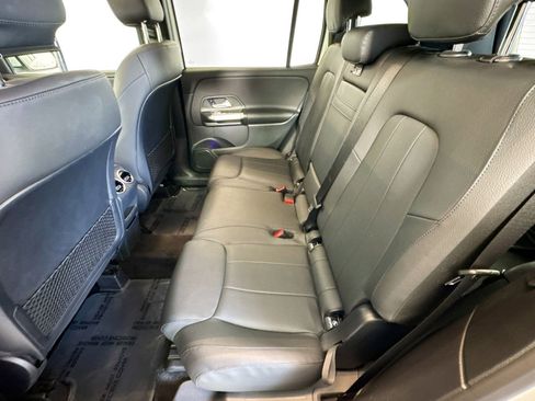 Certified 2022 Mercedes-Benz GLB 250 4MATIC image 23