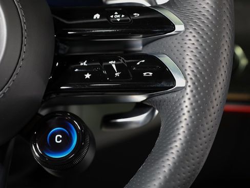 Used 2025 Mercedes-Benz S 63 AMG S image 28