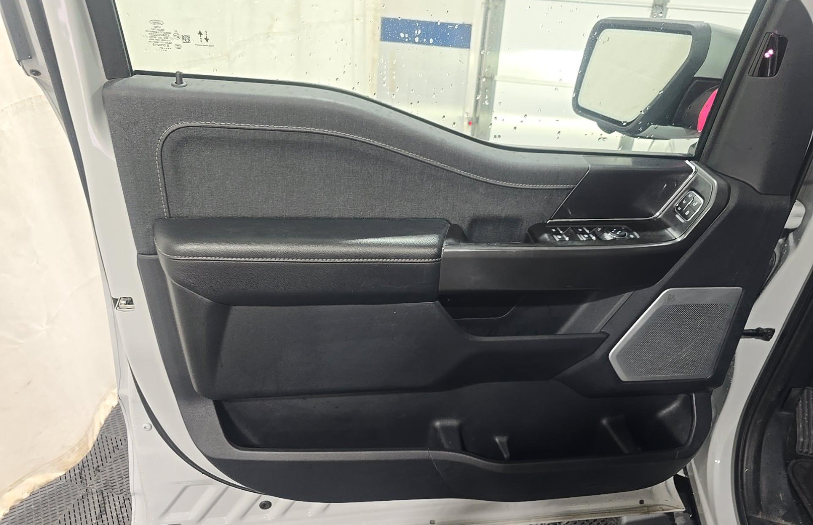 Used 2024 Ford F150 Lariat w/ Equipment Group 502A High AWD/4WD image 9
