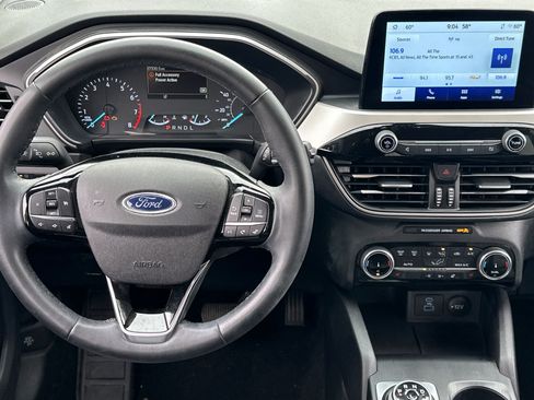 Used 2022 Ford Escape SEL FWD image 13