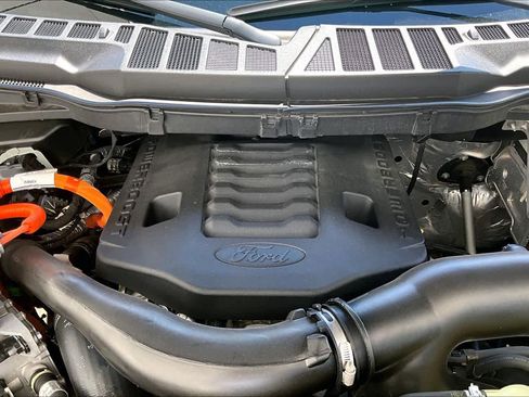 Used 2021 Ford F150 Lariat w/ Equipment Group 502A High AWD/4WD image 31