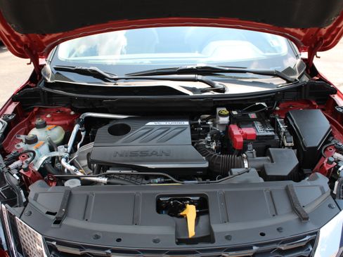 Certified 2023 Nissan Rogue SV w/ SV Premium Package AWD/4WD image 34