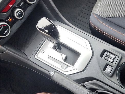 Used 2020 Subaru Crosstrek 2.0i Premium w/ Moonroof Package 2 image 21