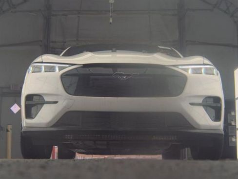 Used 2023 Ford Mustang Mach-E GT w/ GT Performance Edition AWD/4WD image 4