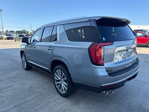 Used 2024 GMC Yukon Denali AWD/4WD image 3