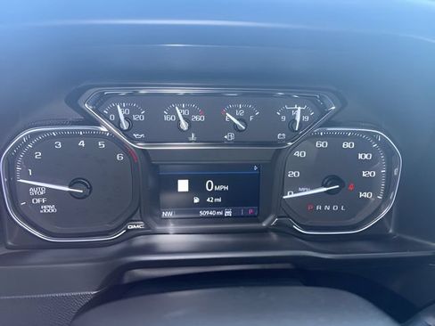 Used 2020 GMC Sierra 1500 AT4 w/ AT4 Premium Package AWD/4WD image 21