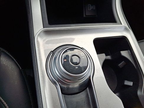 Certified 2024 Ford Edge SEL image 12