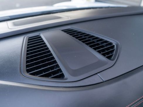 Certified 2025 Porsche Macan Electric image 23