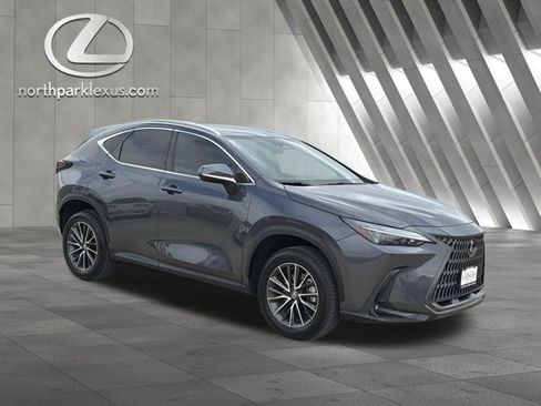 Certified 2025 Lexus NX 250 FWD w/ Towing Package (2000 Lbs) image 5