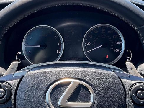 Used 2014 Lexus IS 250 w/ Luxury Package w/Gray Wood RWD image 17