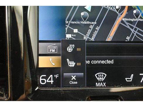 Used 2018 Volvo XC60 T6 Momentum w/ Vision Package image 50