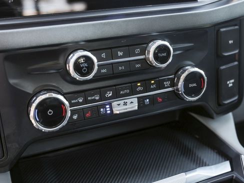 Used 2024 Ford F450 Limited w/ FX4 Off-Road Package image 24