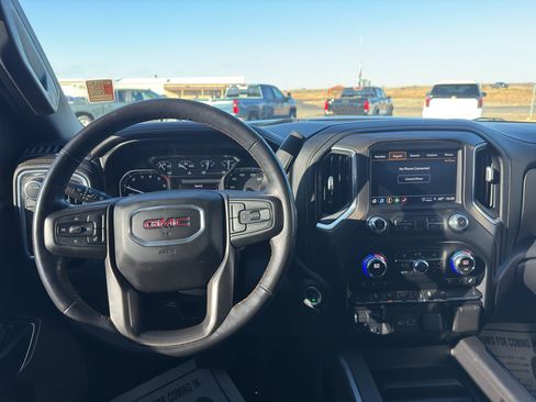 Used 2021 GMC Sierra 1500 AT4 image 12