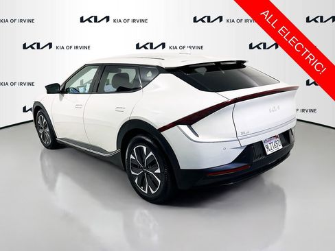 Certified 2024 Kia EV6 Light AWD/4WD image 6