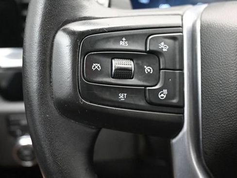 Used 2022 GMC Sierra 1500 SLT w/ SLT Convenience Package AWD/4WD image 11