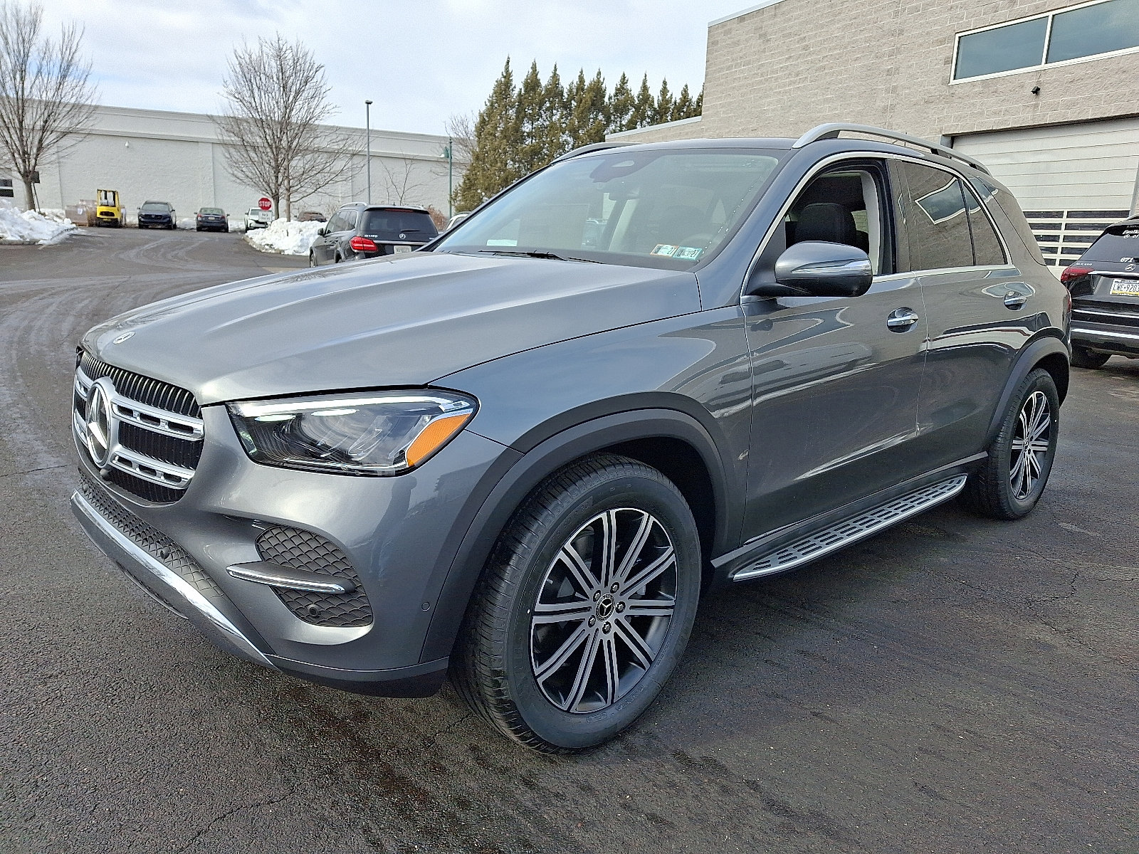 New 2026 Mercedes-Benz GLE 350 4MATIC image 3
