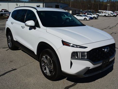 Used 2023 Hyundai Santa Fe SEL image 4