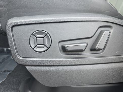 New 2025 Audi Q5 Premium Plus image 27