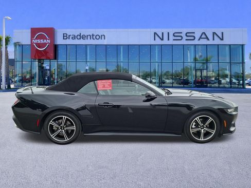 Used 2024 Ford Mustang Premium RWD image 4